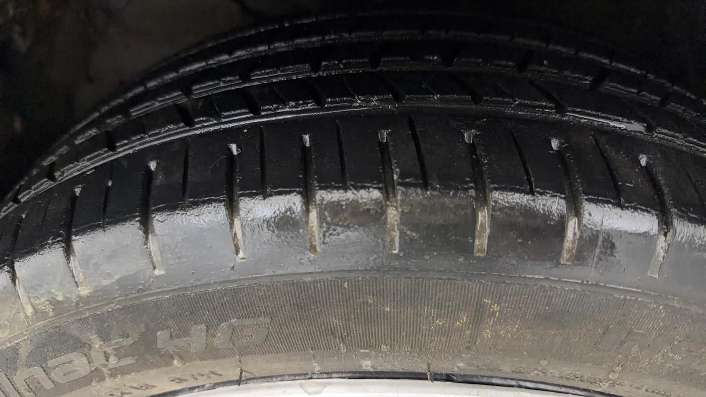 2021 Toyota Glanza G, Petrol, Manual, 55,830 km, Left Front Tyre Tread