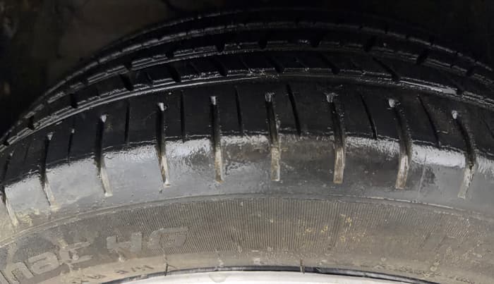 2021 Toyota Glanza G, Petrol, Manual, 55,830 km, Left Front Tyre Tread