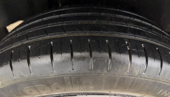 2021 Toyota Glanza G, Petrol, Manual, 55,830 km, Right Rear Tyre Tread