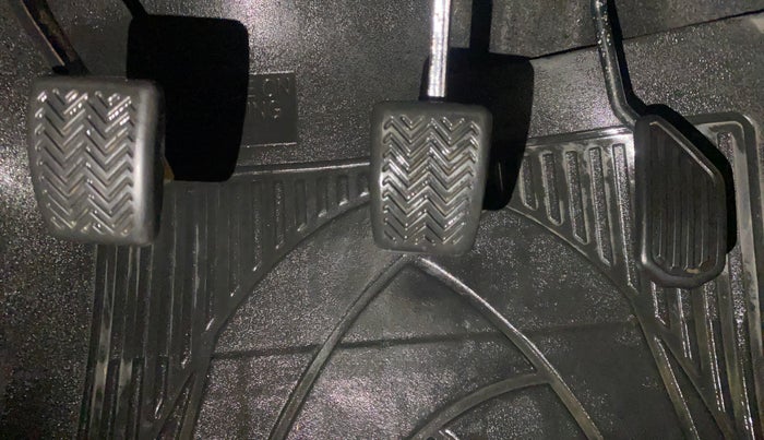 2012 Toyota Etios Liva GD, Diesel, Manual, 65,998 km, Pedals