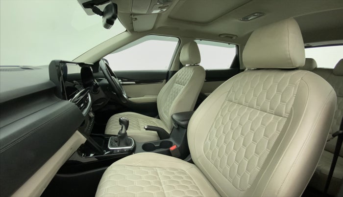 2019 KIA SELTOS HTX 1.5 DIESEL, Diesel, Manual, 65,198 km, Right Side Front Door Cabin