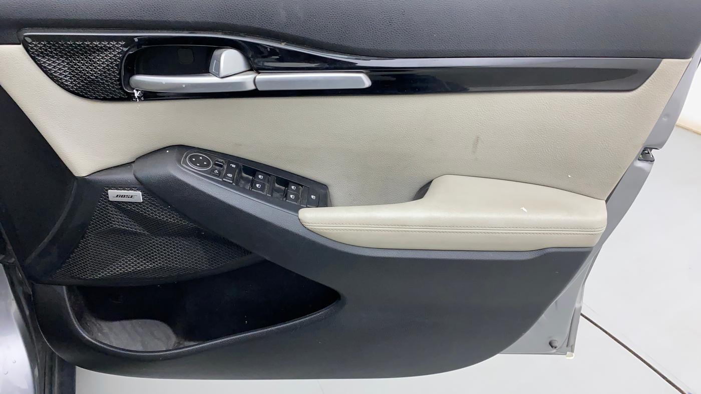 2019 KIA SELTOS HTX 1.5 DIESEL, Diesel, Manual, 65,198 km, Driver Side Door Panels Control