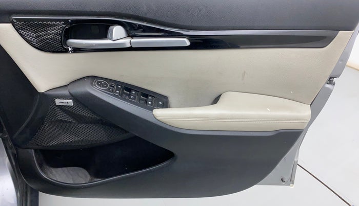 2019 KIA SELTOS HTX 1.5 DIESEL, Diesel, Manual, 65,198 km, Driver Side Door Panels Control