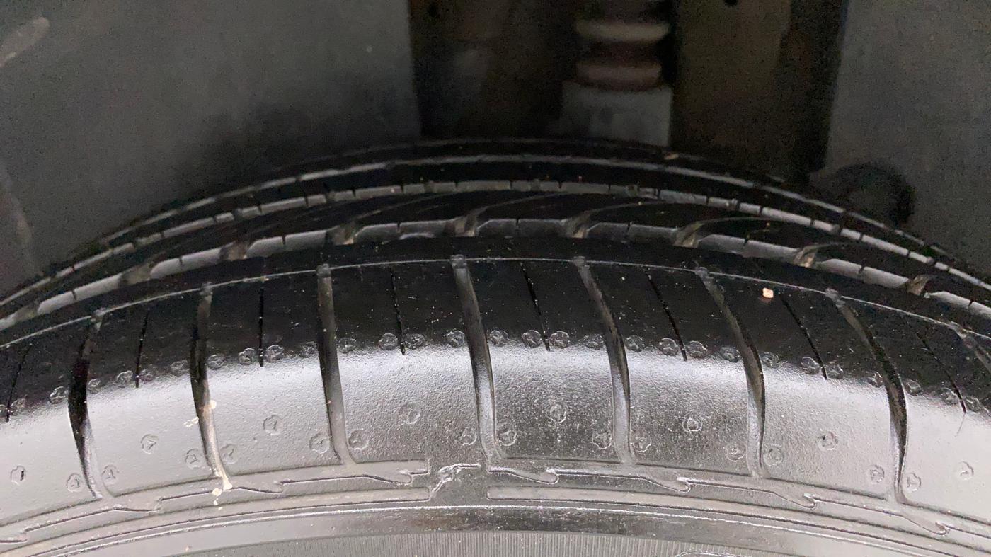 2019 KIA SELTOS HTX 1.5 DIESEL, Diesel, Manual, 65,198 km, Left Rear Tyre Tread