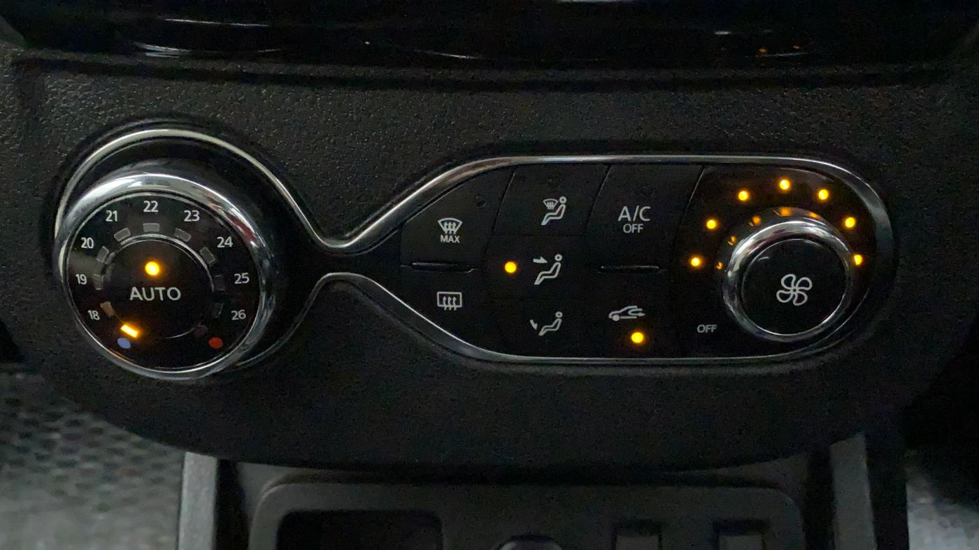 2019 Renault Duster 110 PS RXZ AMT DIESEL, Diesel, Automatic, 25,628 km, Automatic Climate Control