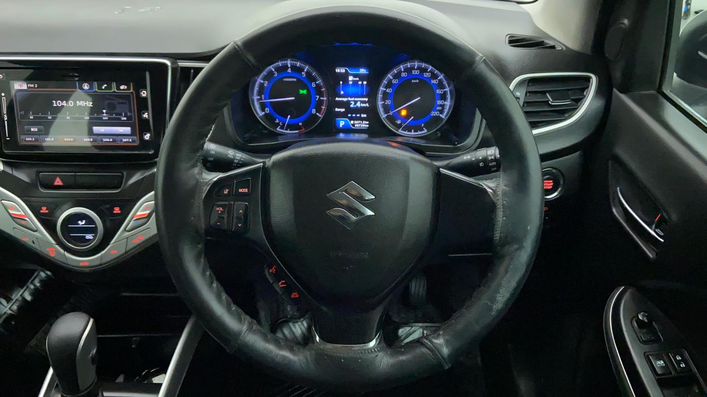 2017 Maruti Baleno ALPHA CVT PETROL 1.2, Petrol, Automatic, 38,727 km, Steering Wheel Close Up