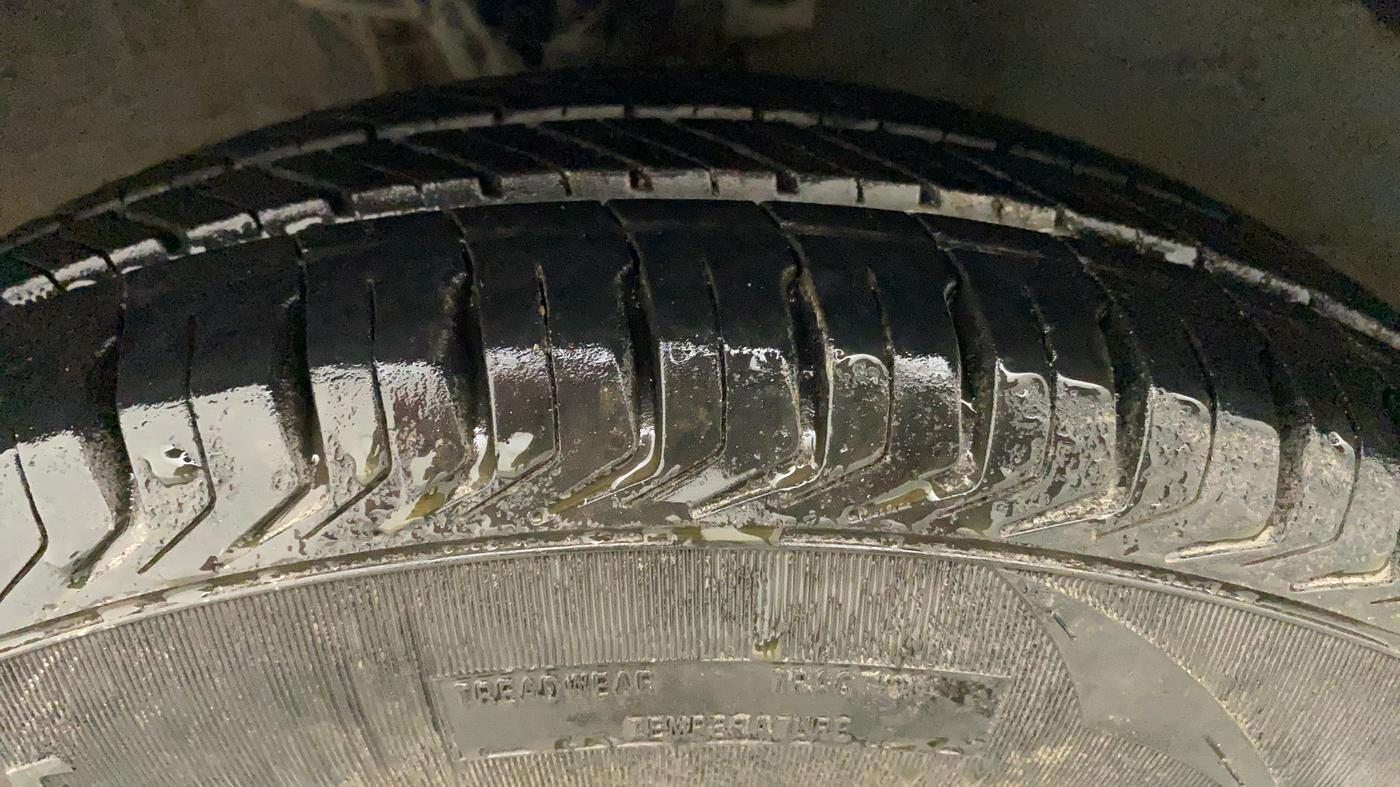 2011 Hyundai i10 ERA 1.1, Petrol, Manual, 97,780 km, Left Front Tyre Tread