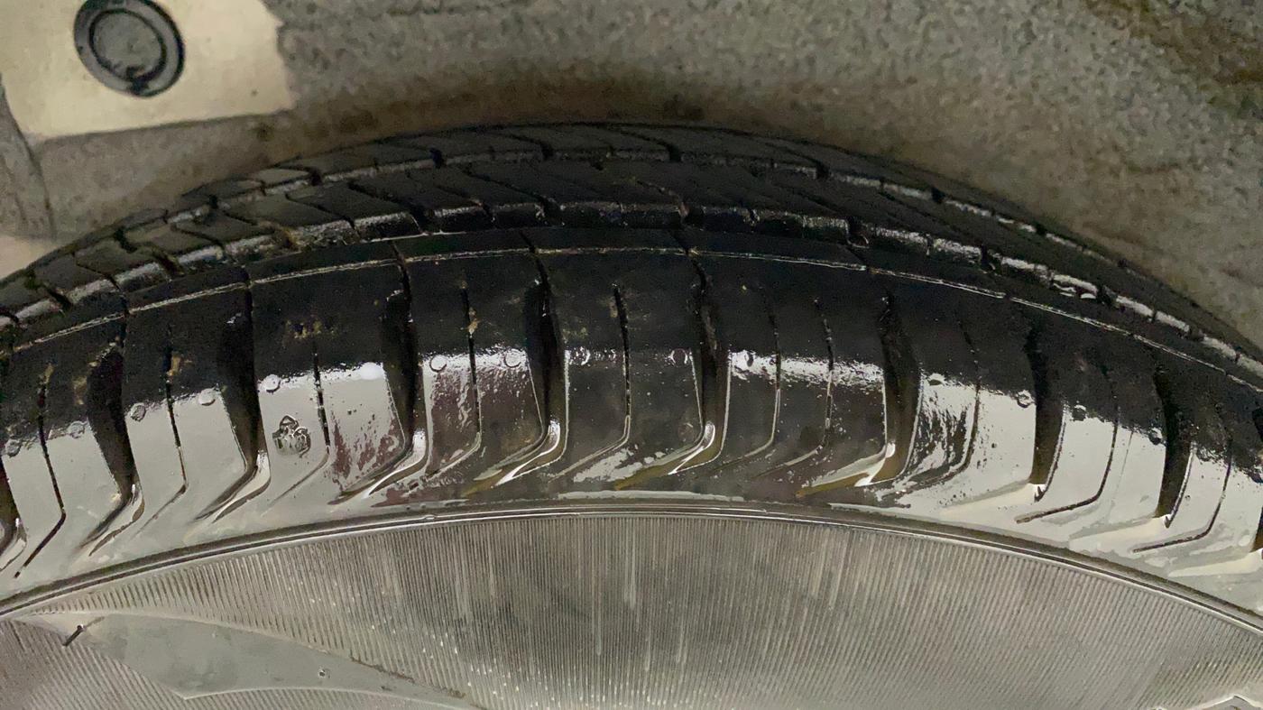 2011 Hyundai i10 ERA 1.1, Petrol, Manual, 97,780 km, Right Rear Tyre Tread