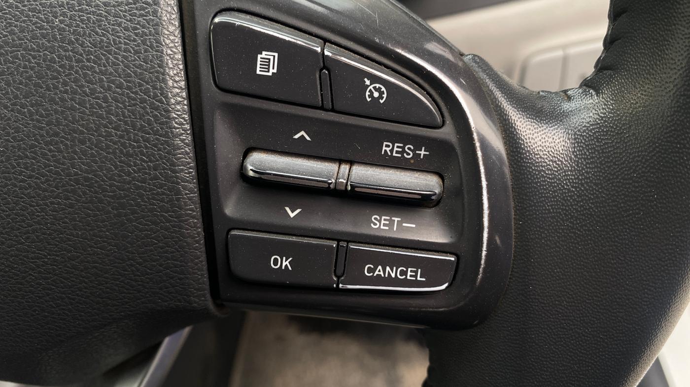 2023 Hyundai GRAND I10 NIOS ASTA 1.2 KAPPA VTVT, Petrol, Manual, 25,365 km, Adaptive Cruise Control
