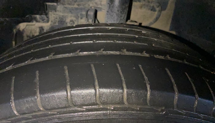 2022 Tata NEXON XE PETROL, CNG, Manual, 35,790 km, Left Front Tyre Tread