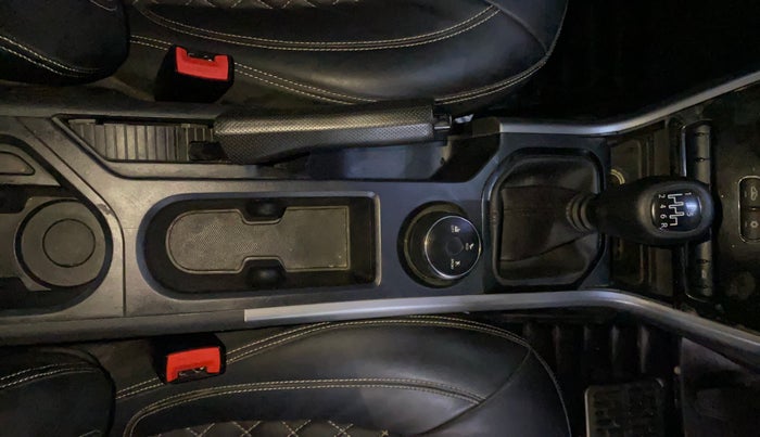 2022 Tata NEXON XE PETROL, CNG, Manual, 35,790 km, Gear Lever