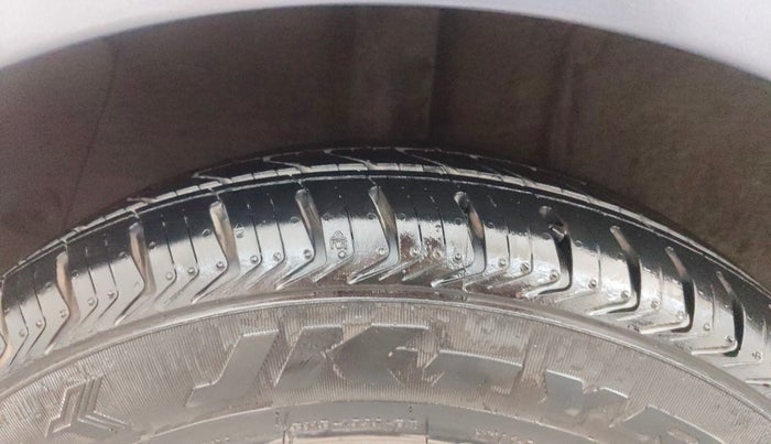 2016 Hyundai Grand i10 ASTA (O) 1.2 KAPPA VTVT, Petrol, Manual, 47,019 km, Right Rear Tyre Tread