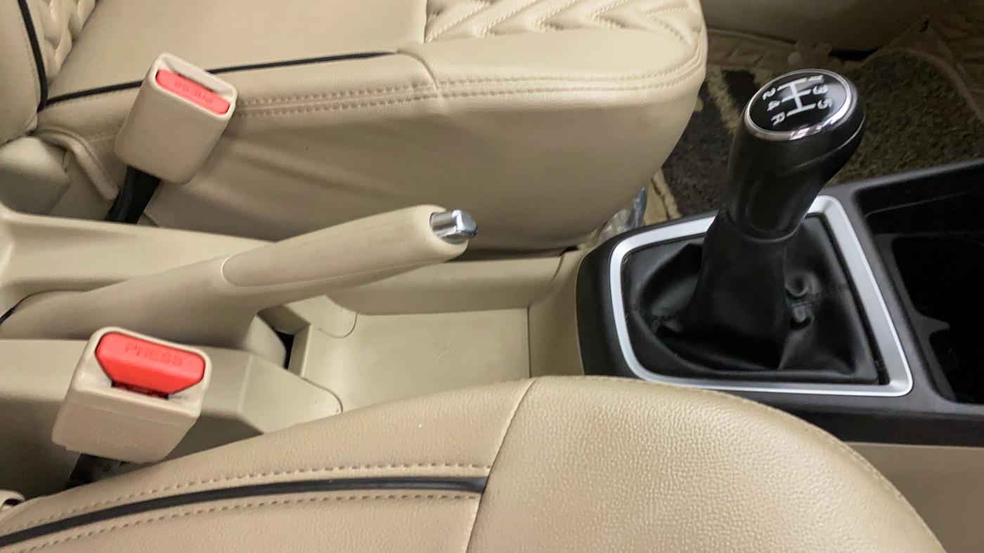 2022 Maruti Dzire VXI CNG, CNG, Manual, 23,223 km, Gear Lever
