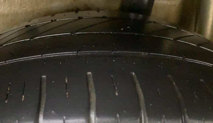 2015 Maruti Celerio VXI, Petrol, Manual, 78,707 km, Left Rear Tyre Tread