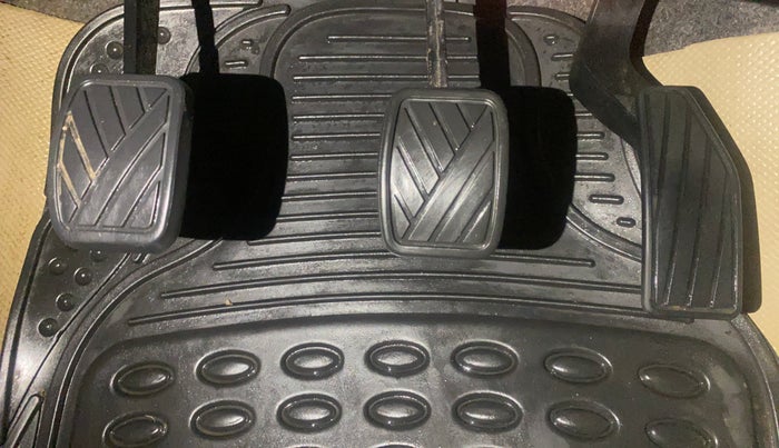 2015 Maruti Celerio VXI, Petrol, Manual, 78,707 km, Pedals