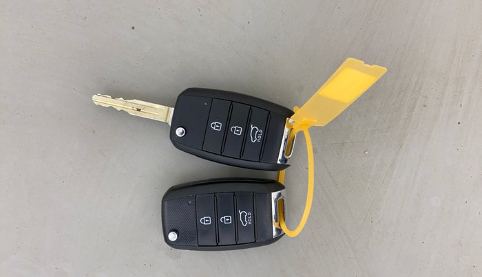 2020 KIA SELTOS HTK 1.5 PETROL, Petrol, Manual, 72,007 km, Key Close Up