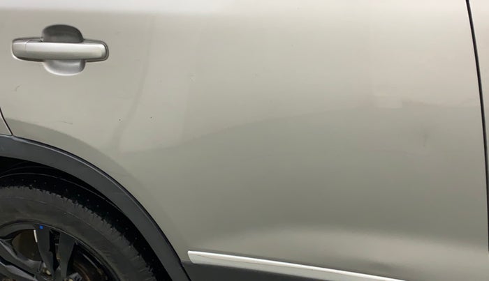 2018 Maruti Vitara Brezza ZDI AMT, Diesel, Automatic, 70,062 km, Right rear door - Minor scratches