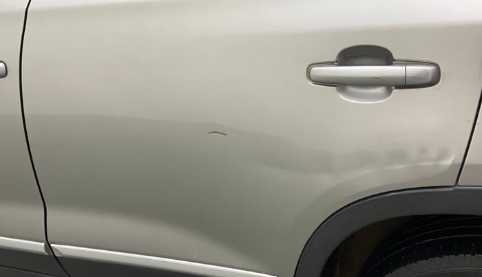 2018 Maruti Vitara Brezza ZDI AMT, Diesel, Automatic, 70,062 km, Rear left door - Slightly dented