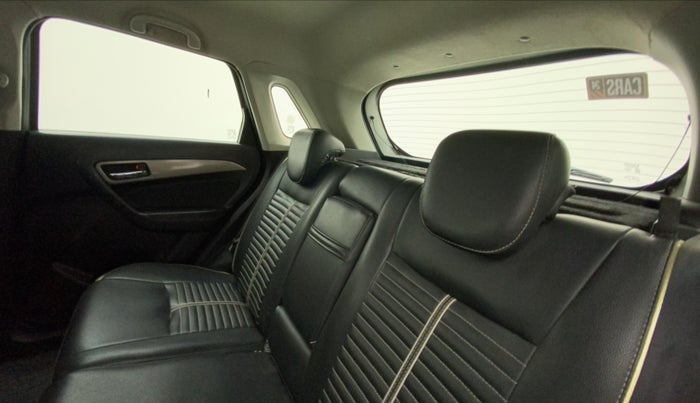 2018 Maruti Vitara Brezza ZDI AMT, Diesel, Automatic, 70,062 km, Right Side Rear Door Cabin