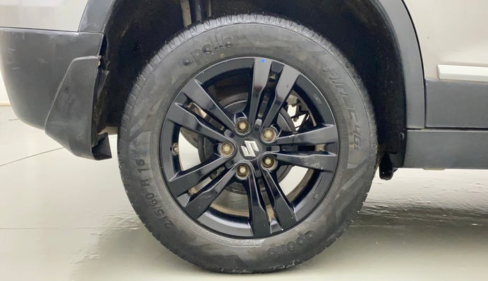 2018 Maruti Vitara Brezza ZDI AMT, Diesel, Automatic, 70,062 km, Right Rear Wheel