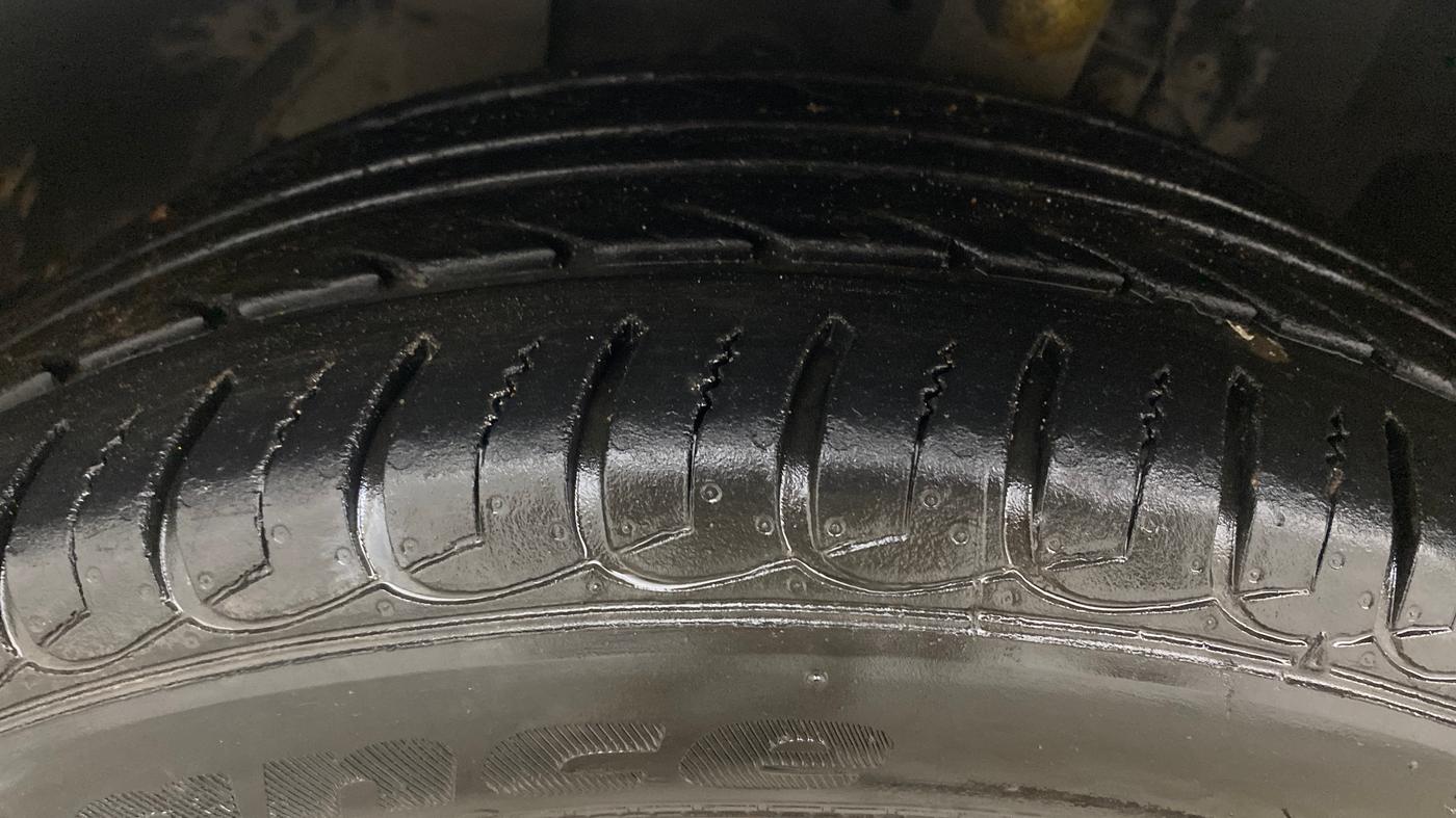 2020 Ford Ecosport TITANIUM 1.5L PETROL, Petrol, Manual, 22,378 km, Left Front Tyre Tread