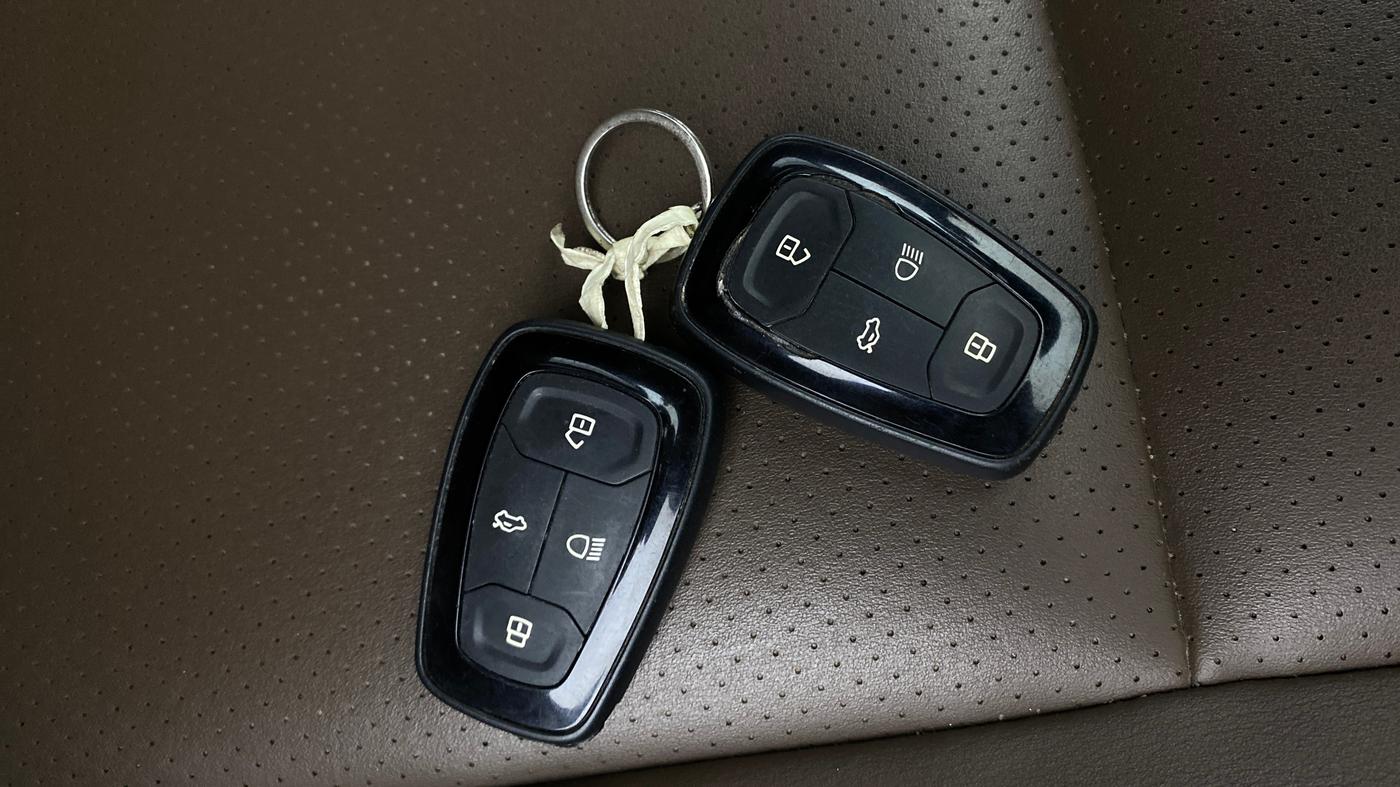 2021 Tata Harrier XZA PLUS 2.0L, Diesel, Automatic, 89,340 km, Key Close Up