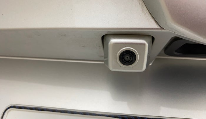 2023 Mahindra XUV700 AX 7 D AT 7 STR, Diesel, Automatic, 16,368 km, Parking Camera