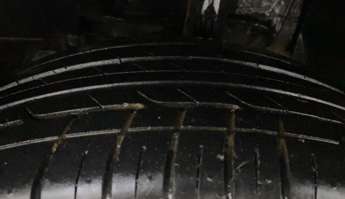 2019 Tata NEXON XZA PLUS PETROL, Petrol, Automatic, 79,030 km, Left Front Tyre Tread