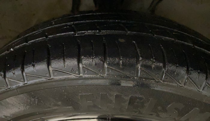 2022 Maruti Alto STD (O), Petrol, Manual, 44,119 km, Right Front Tyre Tread