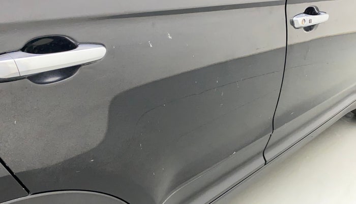 2016 Hyundai Creta SX PLUS 1.6 PETROL, Petrol, Manual, 63,508 km, Right rear door - Slightly dented