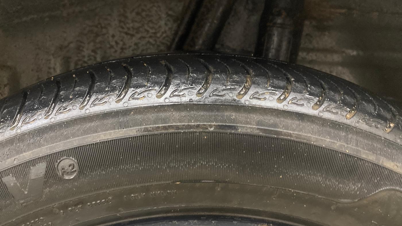 2023 Honda Amaze 1.2L I-VTEC VX CVT, Petrol, Automatic, 30,959 km, Left Rear Tyre Tread