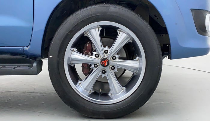 2012 Toyota Fortuner 3.0 AT 4X2, Diesel, Automatic, 91,816 km, Right Front Wheel