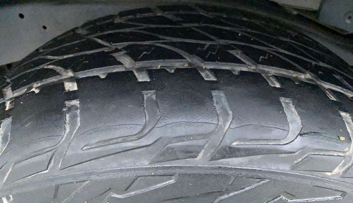 2012 Toyota Fortuner 3.0 AT 4X2, Diesel, Automatic, 91,816 km, Left Rear Tyre Tread