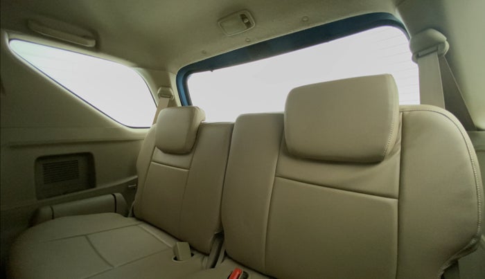 2012 Toyota Fortuner 3.0 AT 4X2, Diesel, Automatic, 91,816 km, Third Seat Row ( optional )