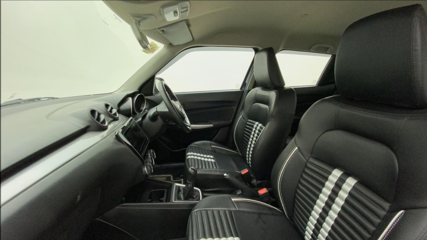 2020 Maruti Swift ZXI PLUS, Petrol, Manual, 19,686 km, Right Side Front Door Cabin