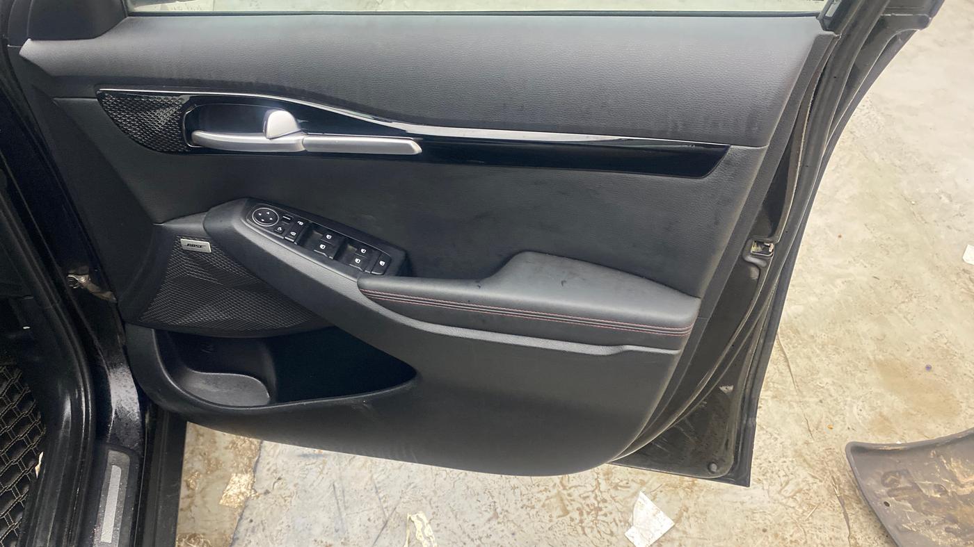 2021 KIA SELTOS GTX PLUS DCT 1.4 PETROL, Petrol, Automatic, 31,707 km, Driver Side Door Panels Control