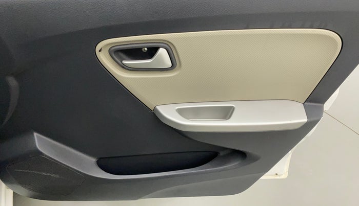 2019 Maruti Alto K10 VXI (O) AMT, Petrol, Automatic, 12,639 km, Driver Side Door Panels Control