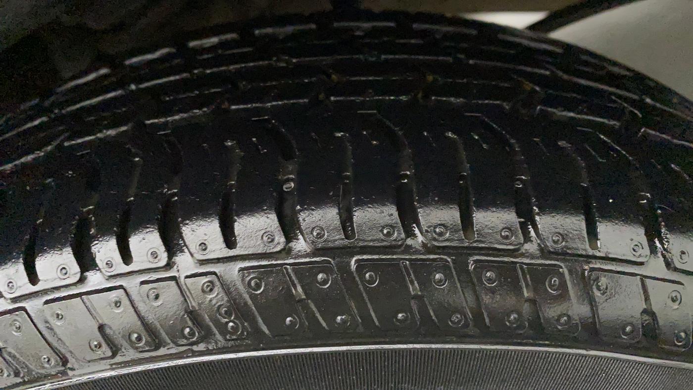 2019 Maruti Alto K10 VXI (O) AMT, Petrol, Automatic, 12,639 km, Left Front Tyre Tread