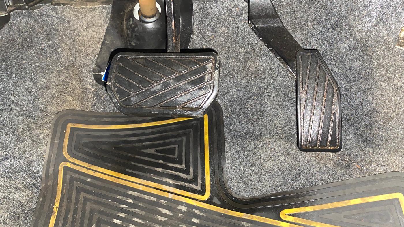 2019 Maruti Alto K10 VXI (O) AMT, Petrol, Automatic, 12,639 km, Pedals