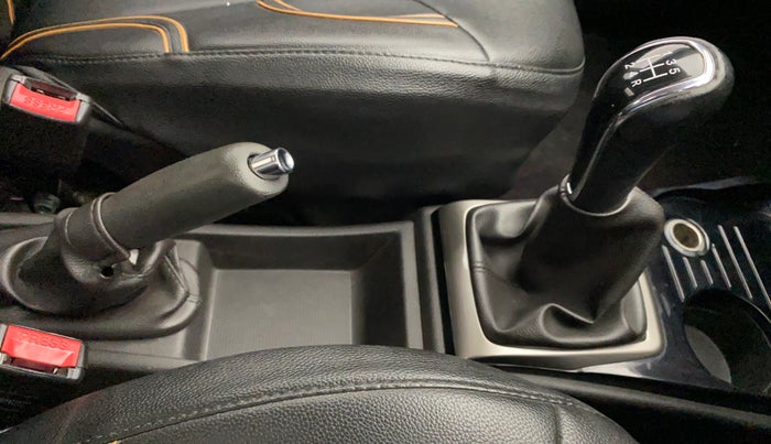2015 Tata Bolt XT REVOTRON, Petrol, Manual, 28,293 km, Gear Lever