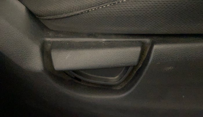 2018 Hyundai NEW SANTRO SPORTZ AMT, Petrol, Automatic, 12,345 km, Driver Side Adjustment Panel