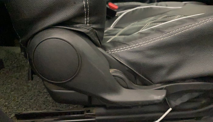 2021 Toyota Glanza V, Petrol, Manual, 39,544 km, Driver Side Adjustment Panel