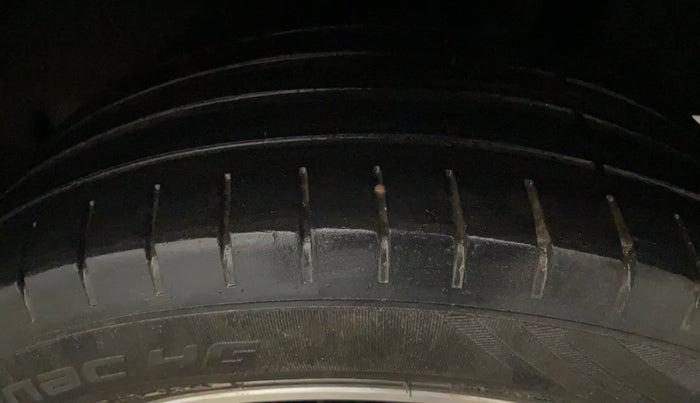 2021 Toyota Glanza V, Petrol, Manual, 39,544 km, Left Rear Tyre Tread