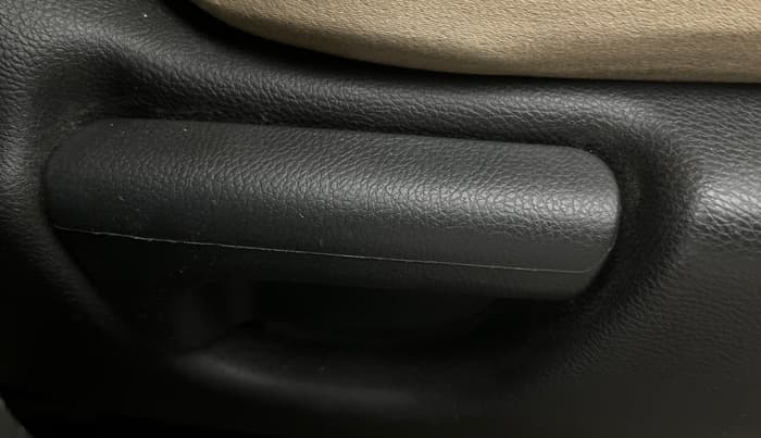 2022 Honda City 1.5L I-VTEC SV, Petrol, Manual, 33,952 km, Driver Side Adjustment Panel