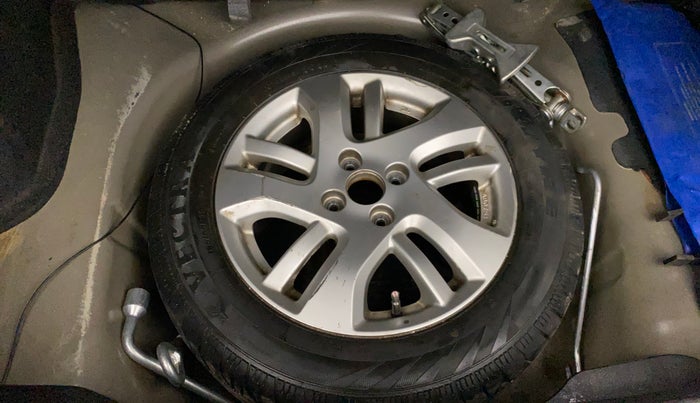 2014 Maruti Swift Dzire ZXI, Petrol, Manual, 42,349 km, Spare Tyre