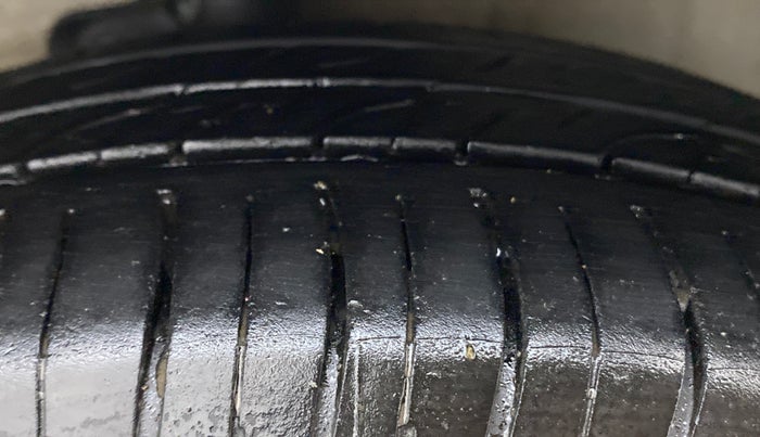 2019 Maruti Celerio VXI CNG D, CNG, Manual, 55,155 km, Right Front Tyre Tread