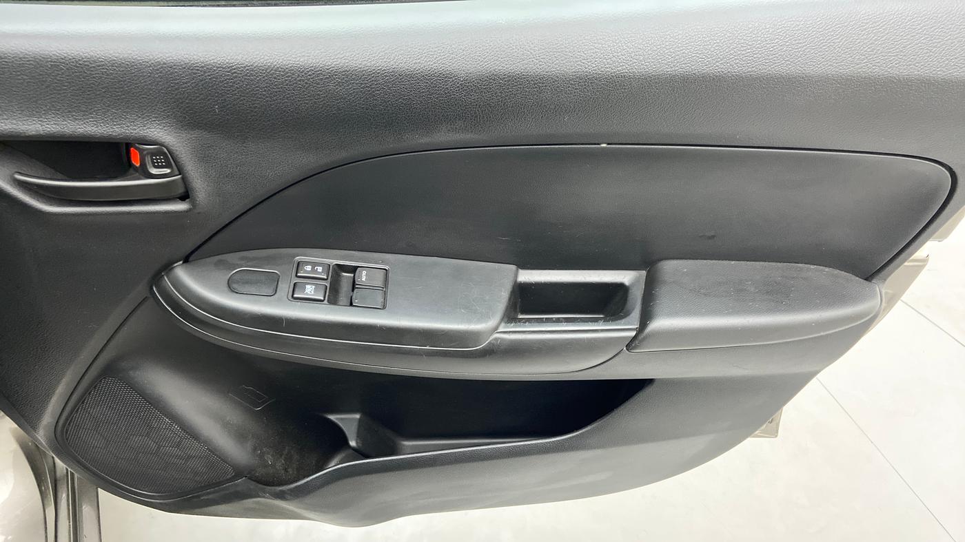 2020 Maruti Baleno SIGMA 1.2 K12, Petrol, Manual, 11,048 km, Driver Side Door Panels Control