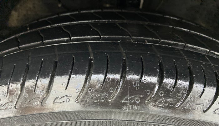 2020 Maruti Baleno SIGMA 1.2 K12, Petrol, Manual, 11,048 km, Left Front Tyre Tread
