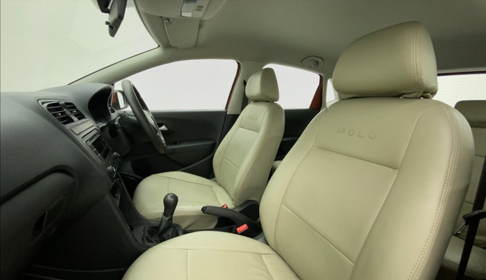 2014 Volkswagen Polo COMFORTLINE 1.2L, Petrol, Manual, 58,833 km, Right Side Front Door Cabin