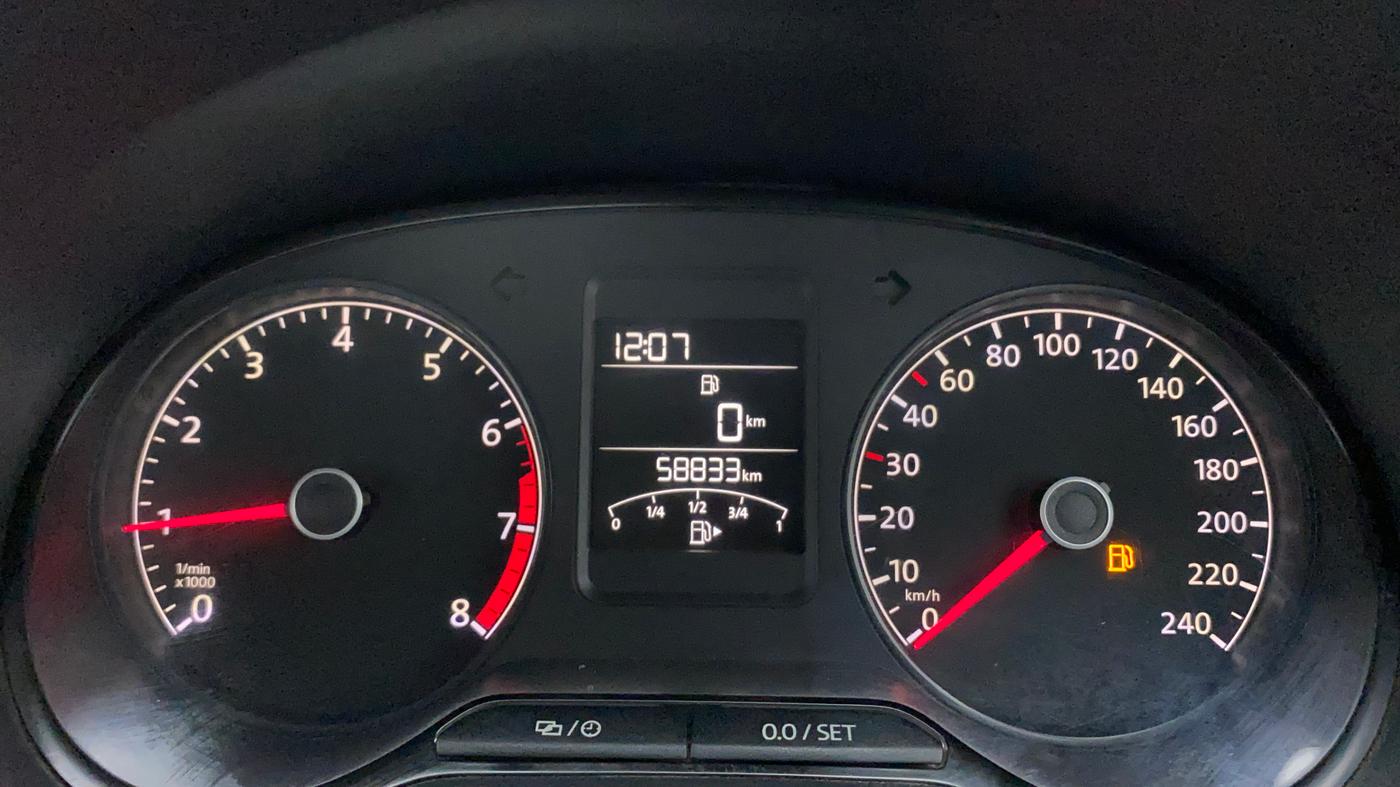 2014 Volkswagen Polo COMFORTLINE 1.2L, Petrol, Manual, 58,833 km, Odometer Image